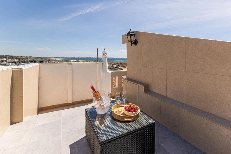Casa Da Avo - City Center - Topfloor 360 View Apartment Lagos Exterior photo